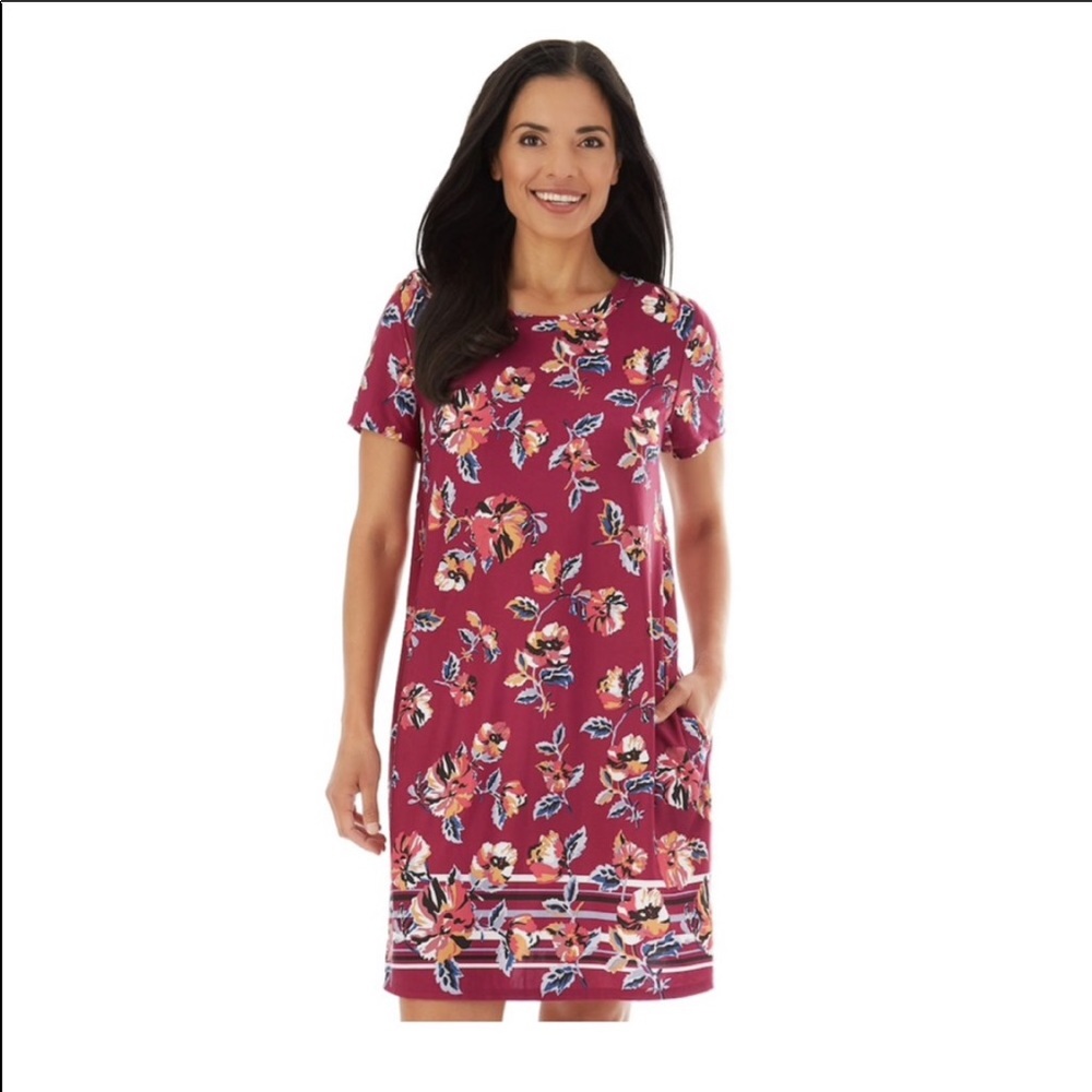 Floral swing dress.